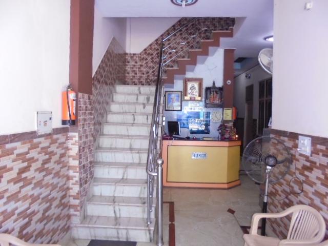 Krishnam Guest House Mathura Ngoại thất bức ảnh